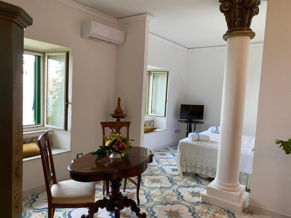 Villa Don Mimì Guarnaschelli la dependace Taormina Esterno foto