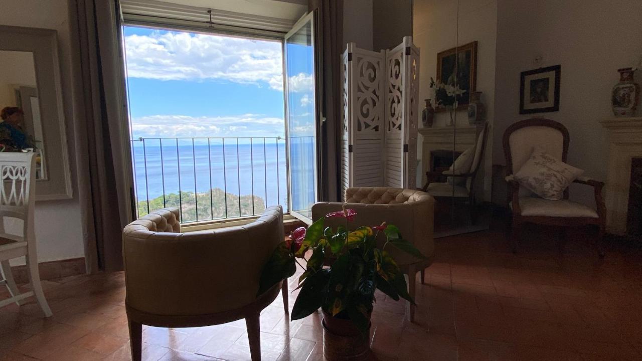 Villa Don Mimì Guarnaschelli la dependace Taormina Esterno foto